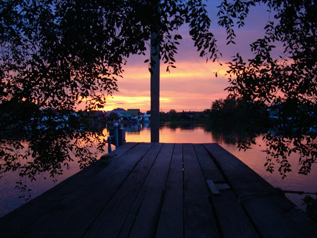 Baan Siriporn Resort - โรงแรมบ้านศิริพร รีสอร์ท Samut Songkhram Dış mekan fotoğraf